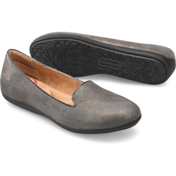 7.5 - Comfortiva | Marybeth Charcoal Loafer Flats - Picture 2 of 10